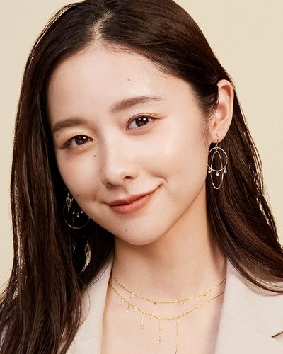 堀田真由