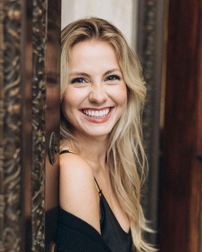 Violet Bennett
