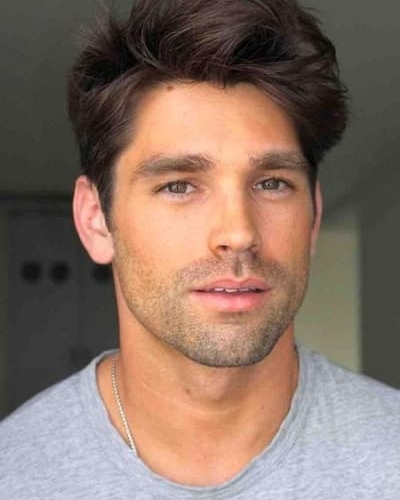 Justin Gaston
