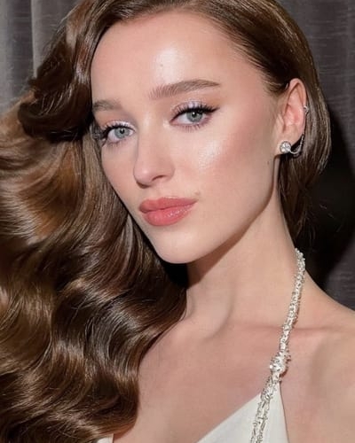 Phoebe Dynevor