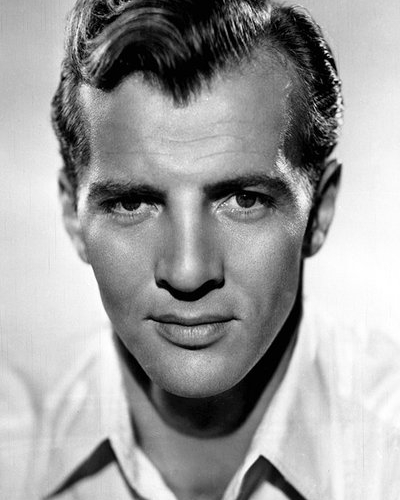 Bruce Bennett