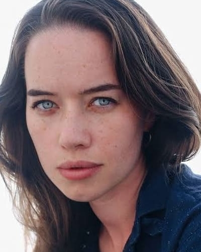 Anna Popplewell