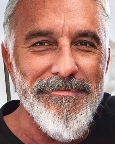 Ray Siegle
