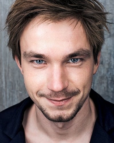Александр Петров