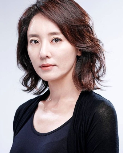 손지나