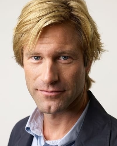 Aaron Eckhart