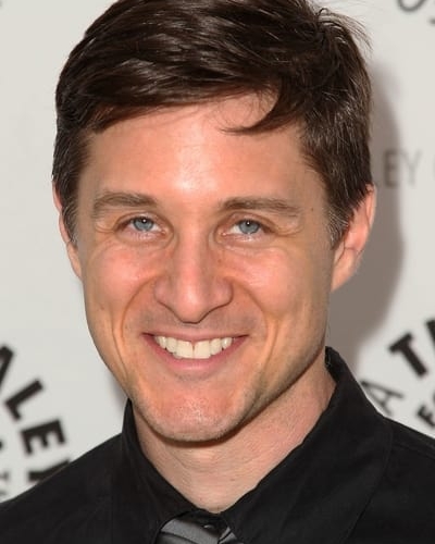 Yuri Lowenthal