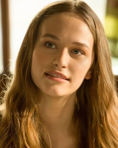 Zoe Graham