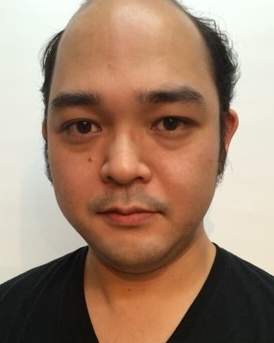 草野峻平