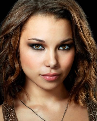 Jessica Parker Kennedy