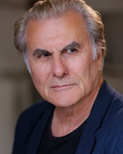 Oliver Cotton
