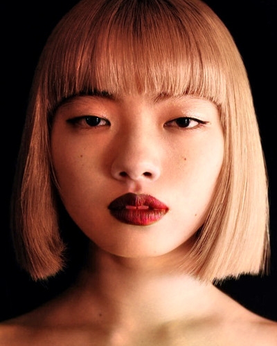 山田 葵
