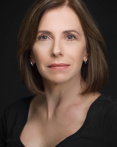 Claudia Lobo