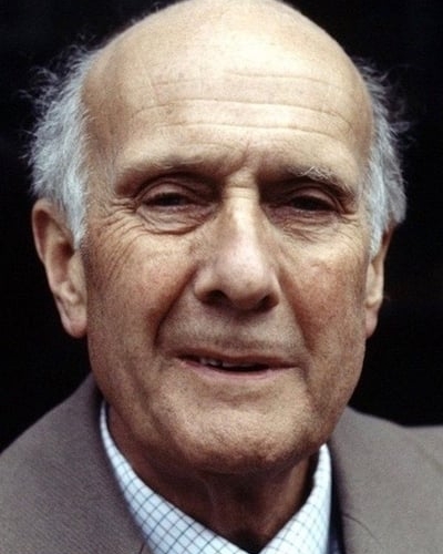 Geoffrey Chater
