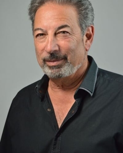 Barry Jay Minoff