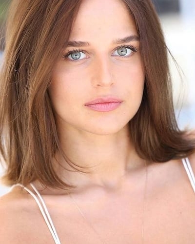 Stephanie Nur