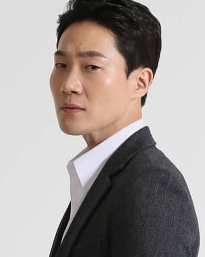 Kang Jun-Seok