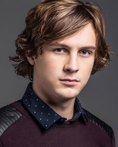 Logan Miller