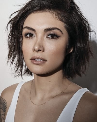 Daniella Pineda