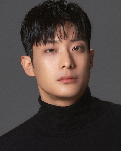 Lee Myeong-ro