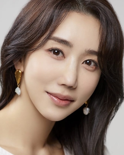 Shin Soo-jung
