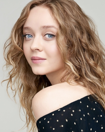Madeleine Arthur