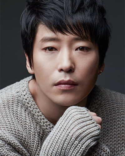 Uhm Ki-joon