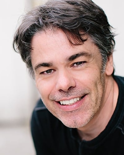 Jonathan Holmes