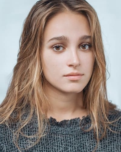 Capucine Valmary