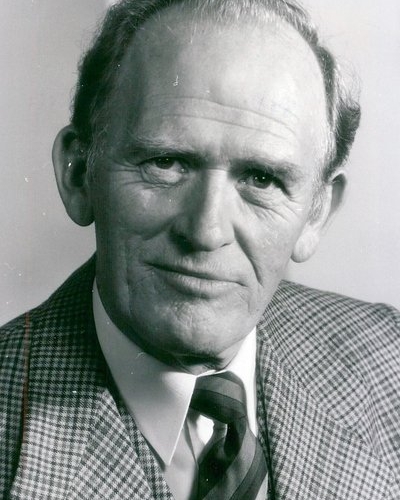Gordon Jackson