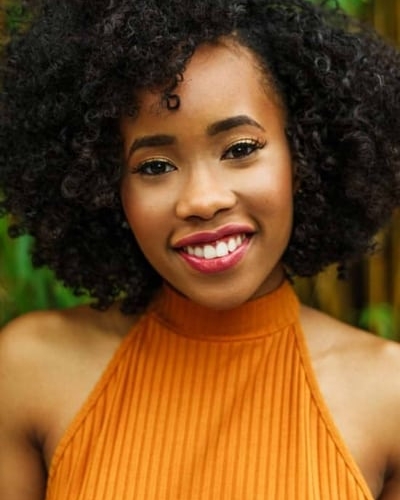 Zoe Renee