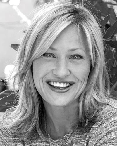 Joey Lauren Adams