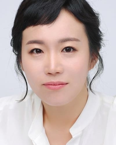 Joo In-young