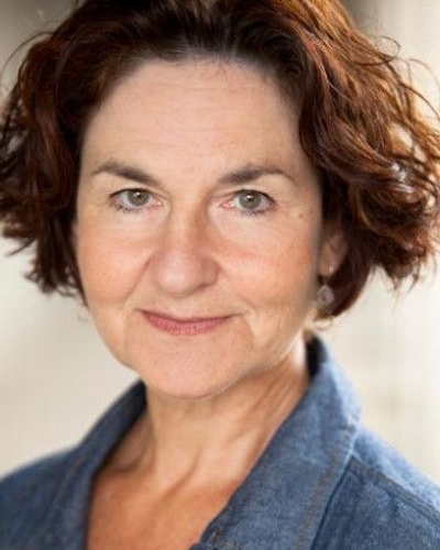 Elaine Caxton