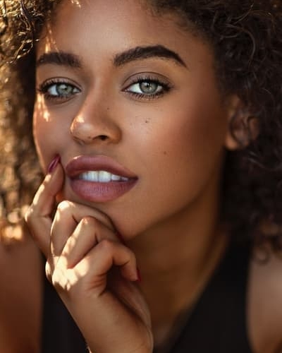 Tia Valentine