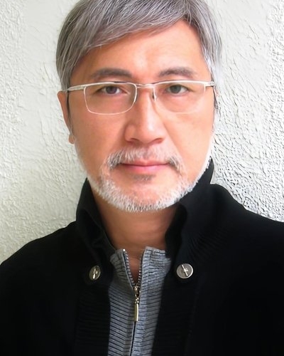 區軒偉