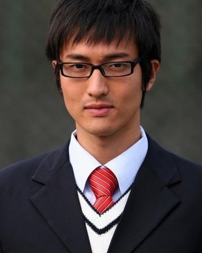 王传君