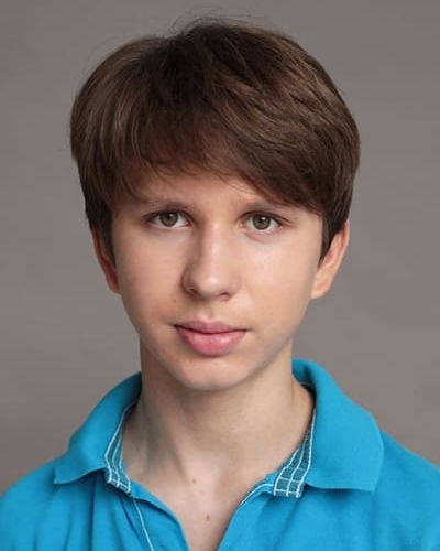 Александр Булатов